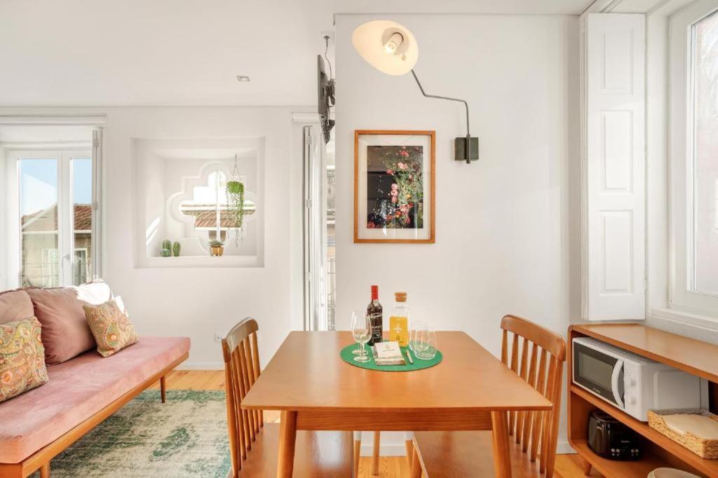 Host Wise - Lovely Shinny Flats With Balcony - Clerigos Porto Eksteriør bilde